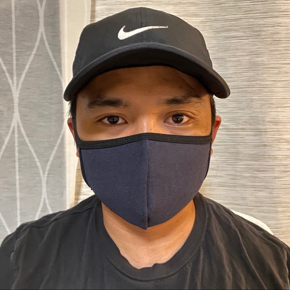 Reversible 2 layered quality mask - Picture 7 of 8